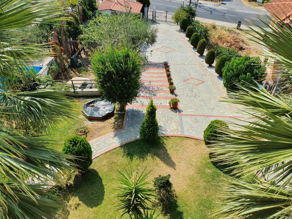 Hotel Pefko Neos Marmaras Exterior photo