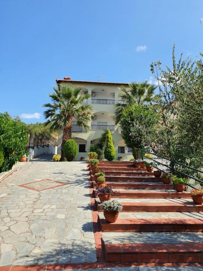 Hotel Pefko Neos Marmaras Exterior photo